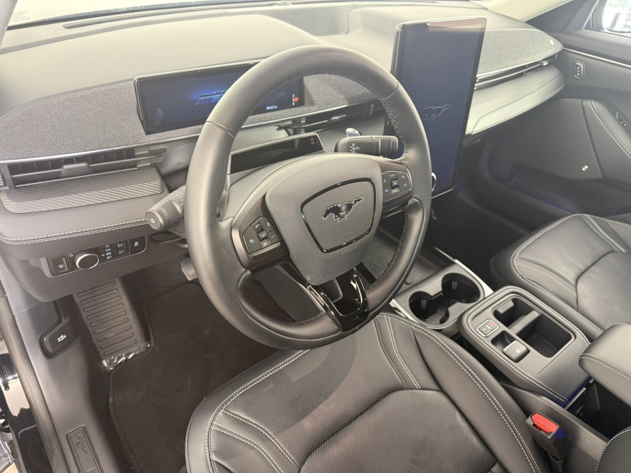 Certified 2025 Ford Mustang Mach-E Premium AWD/4WD image 15