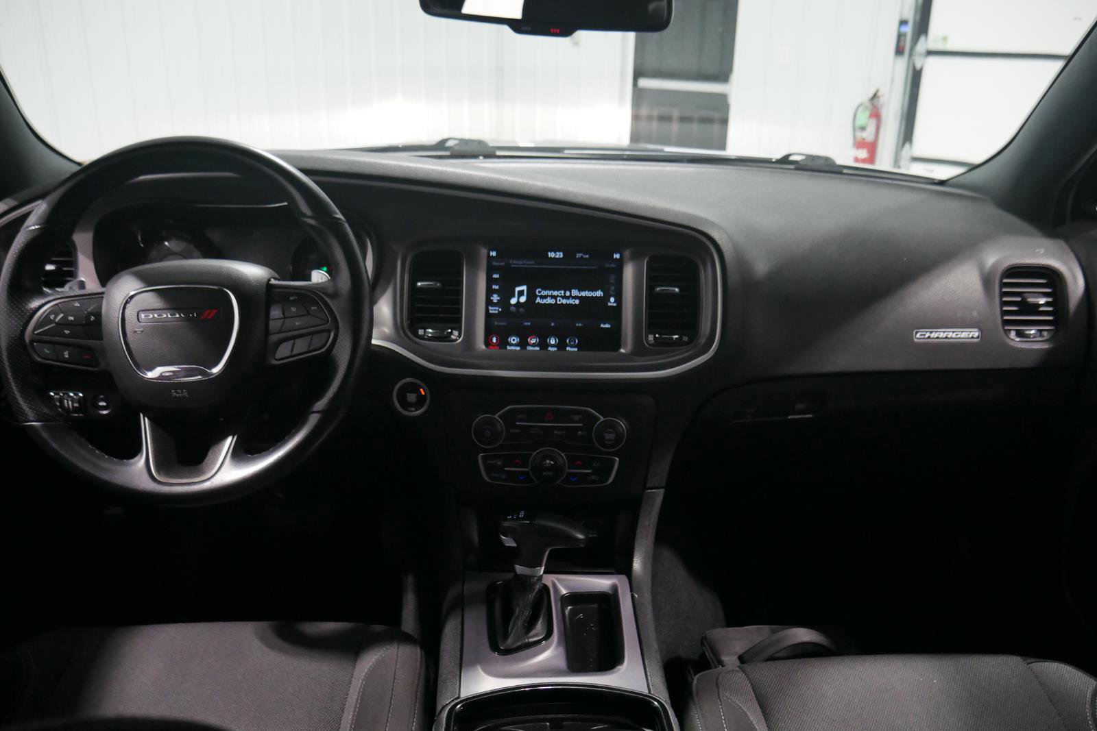 Used 2022 Dodge Charger SXT w/ Blacktop Package image 19