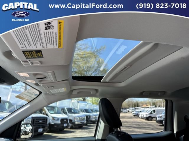 Certified 2025 Ford Maverick Lariat w/ Black Appearance Package image 22