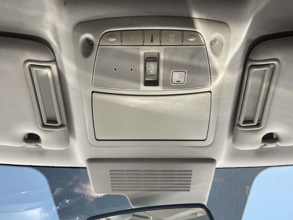 Used 2020 Nissan Armada SL w/ Premium Package image 29