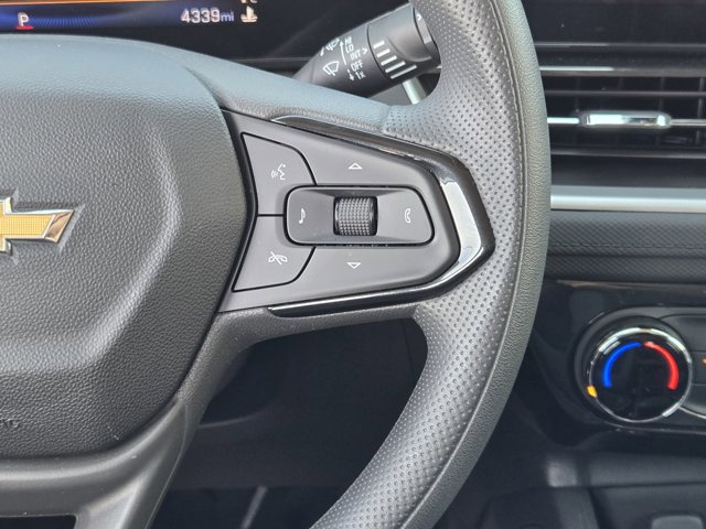 Used 2025 Chevrolet TrailBlazer LT w/ Driver Confidence Package image 28