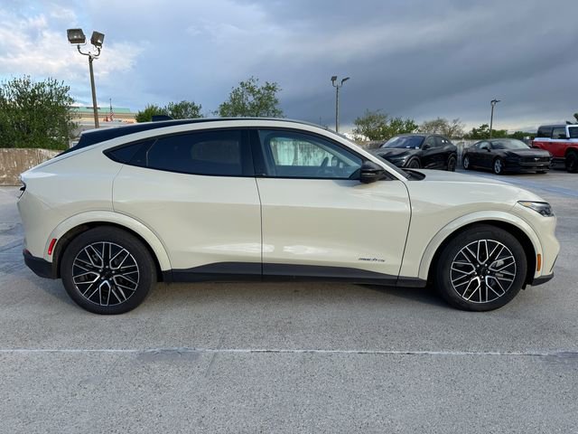 Certified 2025 Ford Mustang Mach-E Premium image 2