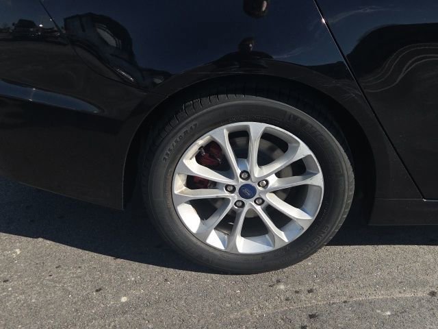 Certified 2020 Ford Fusion SE image 9