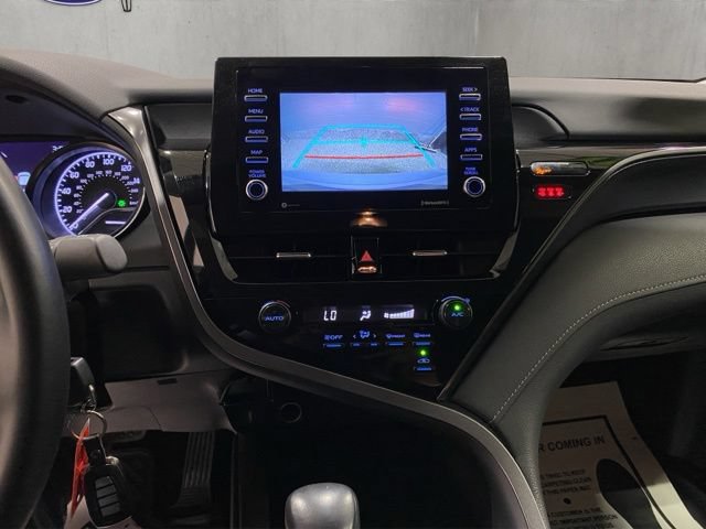Used 2021 Toyota Camry SE AWD/4WD image 18