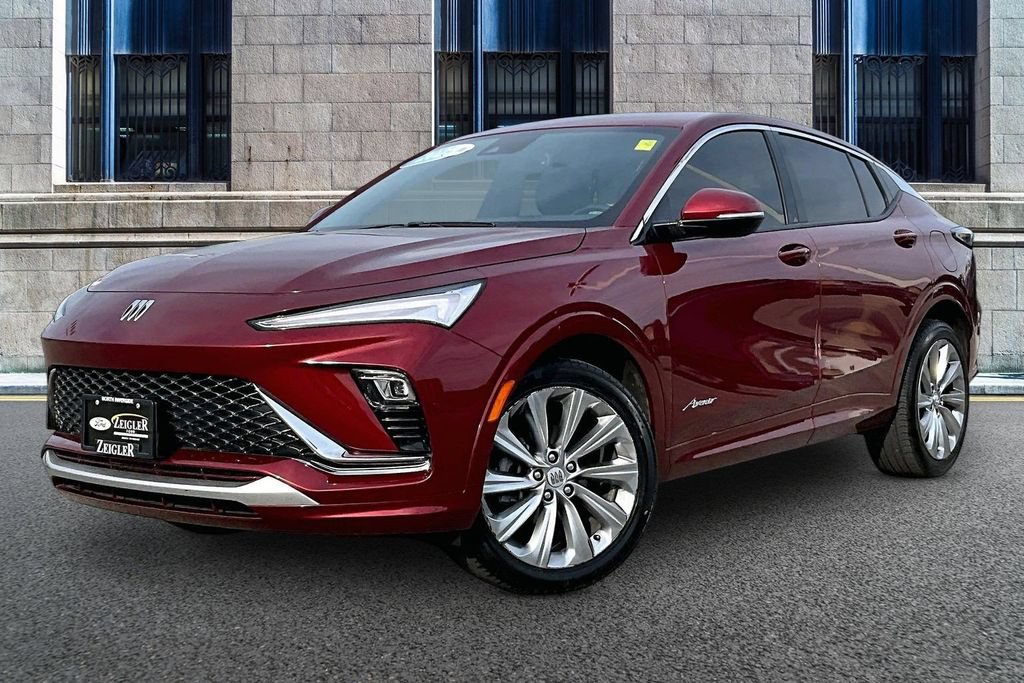 Used 2025 Buick Envista Avenir FWD image 2