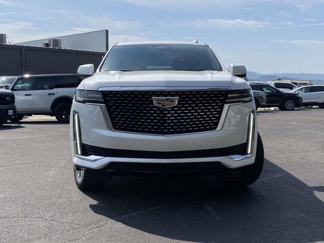 Used 2022 Cadillac Escalade ESV Premium Luxury w/ Performance Package image 8