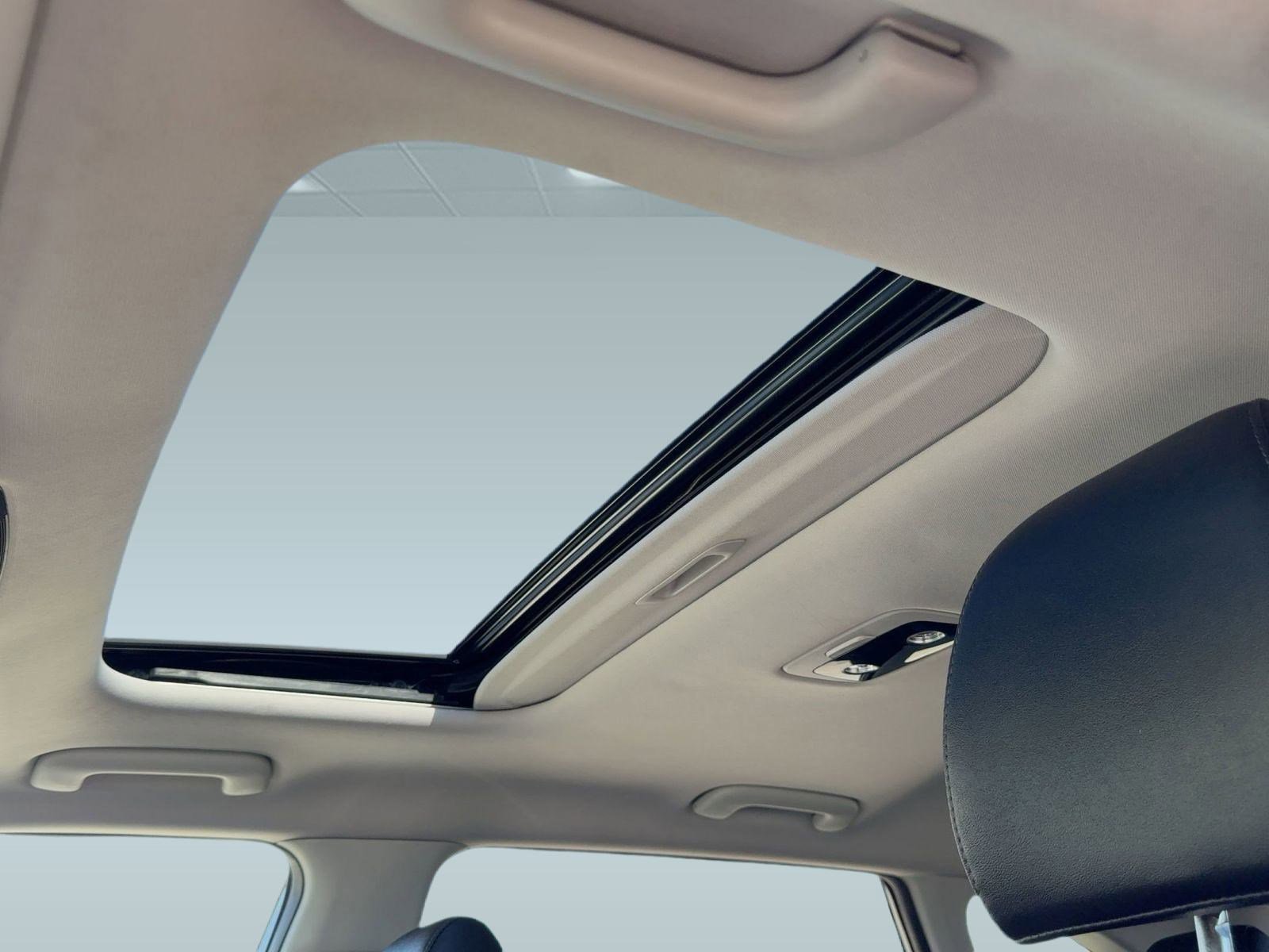 Used 2021 Kia Seltos EX image 14