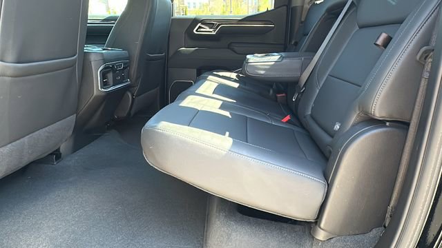 Used 2025 Chevrolet Silverado 1500 LTZ w/ LTZ Premium Package image 21