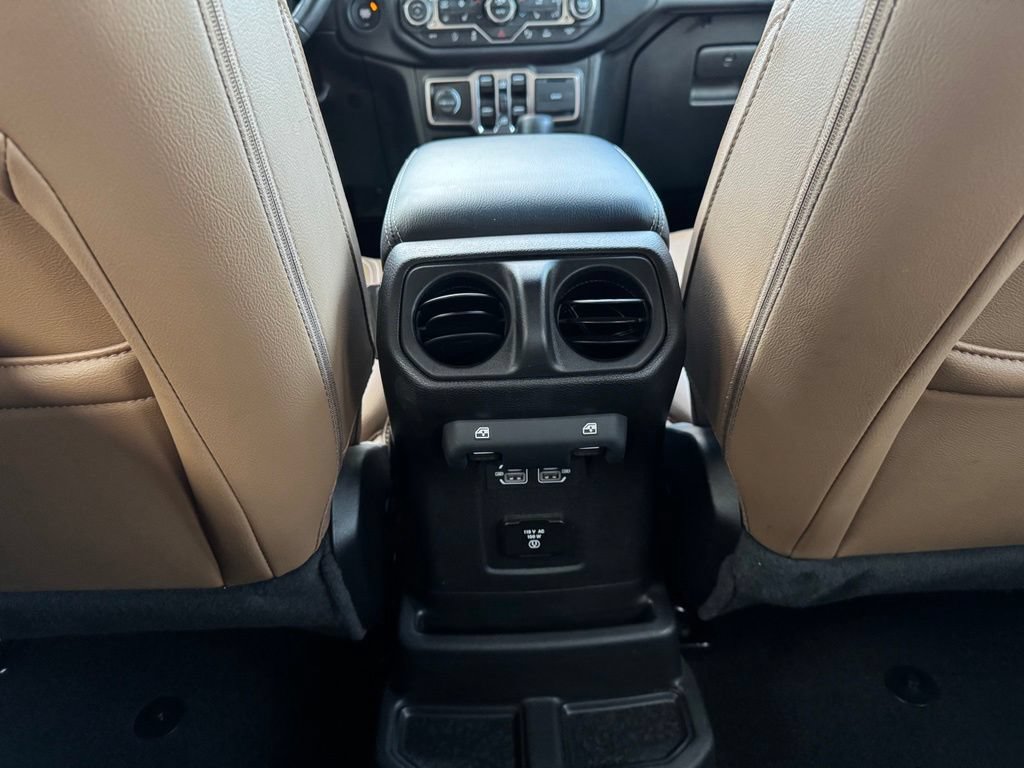 Used 2021 Jeep Wrangler Unlimited Sahara AWD/4WD image 9