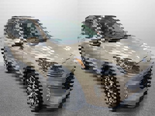 Certified 2020 Ford Escape Titanium image 5