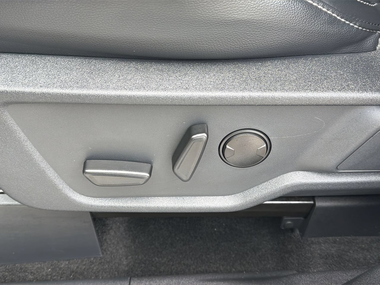 Certified 2025 Ford Bronco Outer Banks AWD/4WD image 19