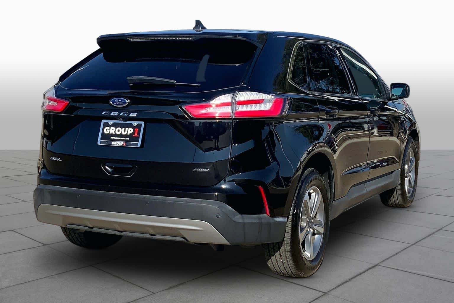 Certified 2022 Ford Edge SEL w/ Convenience Package AWD/4WD image 13