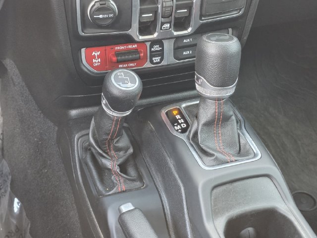 Used 2021 Jeep Wrangler Unlimited Rubicon AWD/4WD image 23