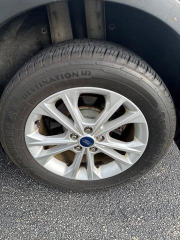 Certified 2018 Ford Escape SE w/ SE Sync 3 Package FWD image 10