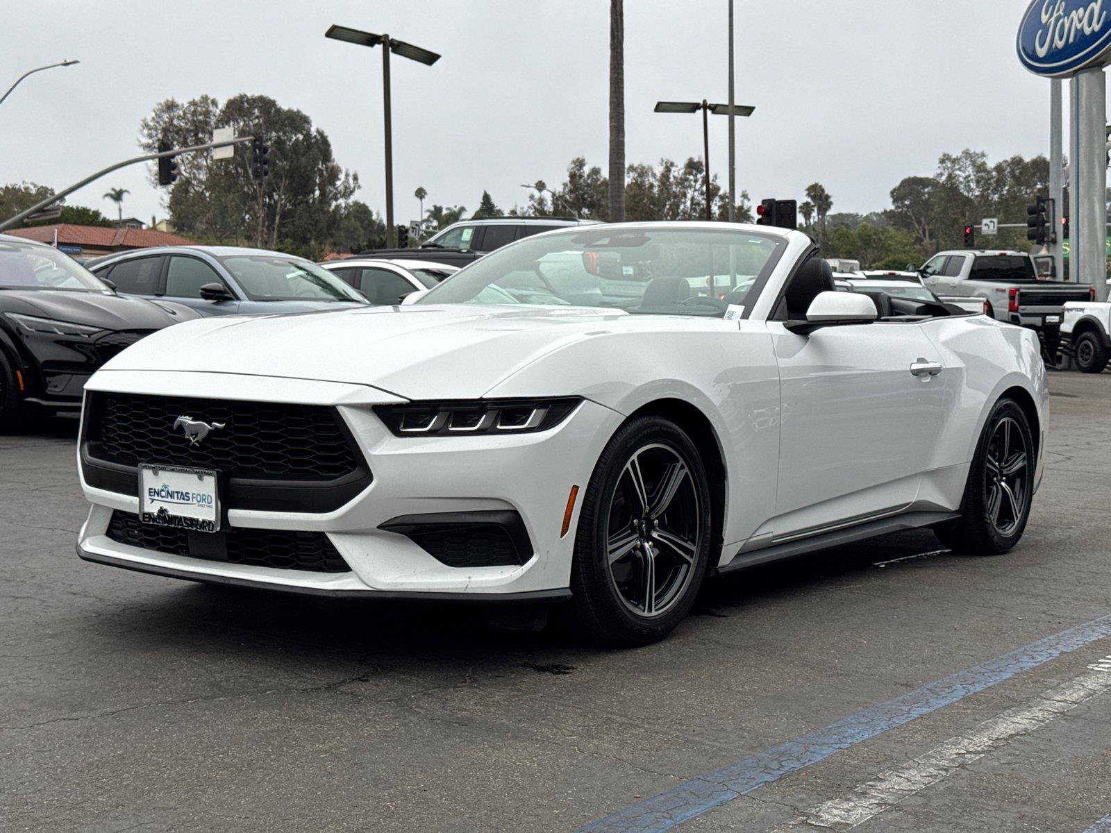 Certified 2024 Ford Mustang Convertible RWD image 4