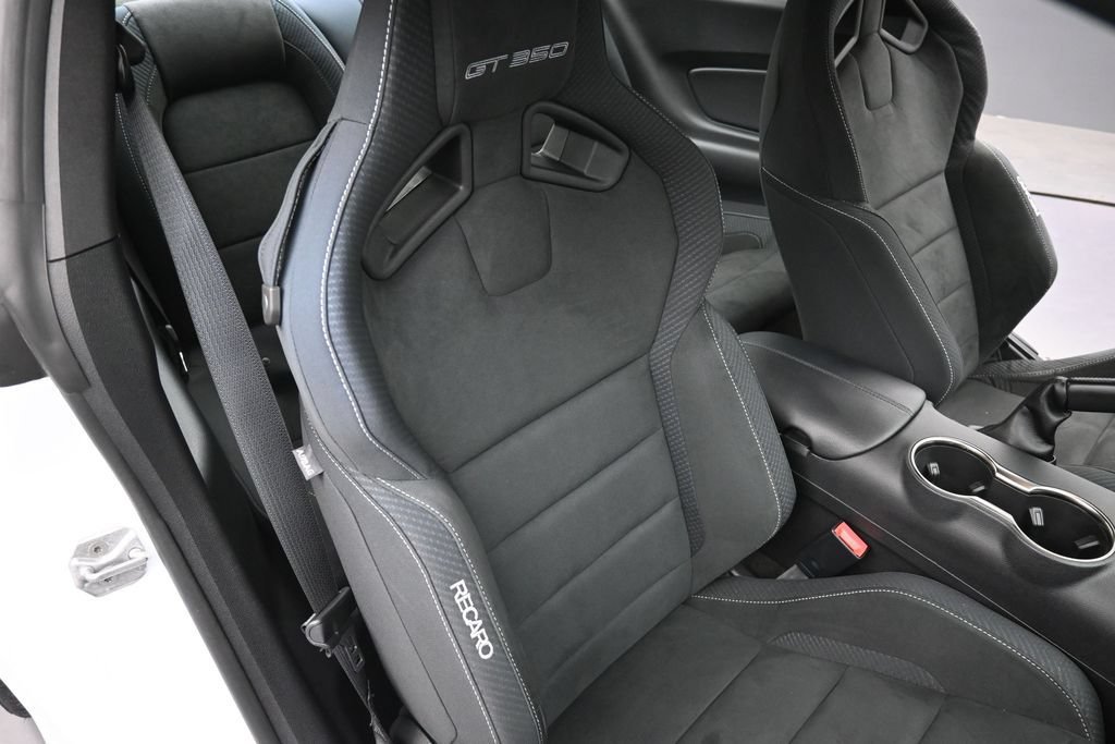 Certified 2017 Ford Mustang Shelby GT350 RWD image 12