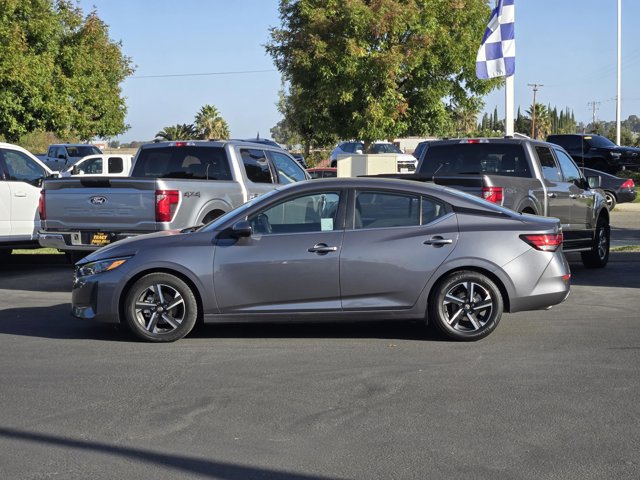 Used 2025 Nissan Sentra SV FWD image 7