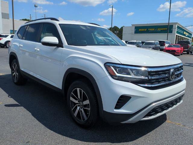 Used 2022 Volkswagen Atlas SE image 2