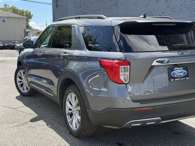 Certified 2023 Ford Explorer XLT w/ Equipment Group 202A AWD/4WD image 27