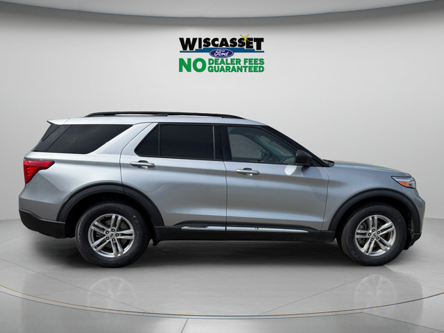 Certified 2022 Ford Explorer XLT w/ Equipment Group 202A AWD/4WD image 6