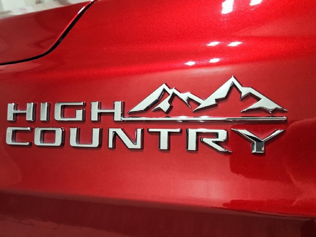 Used 2021 Chevrolet Tahoe High Country AWD/4WD image 39