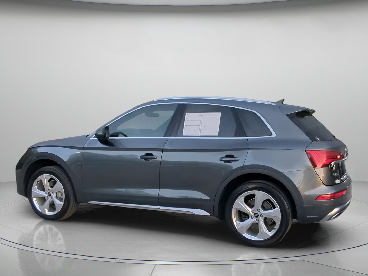 Used 2022 Audi Q5 2.0T Premium Plus w/ Premium Plus Package AWD/4WD image 19