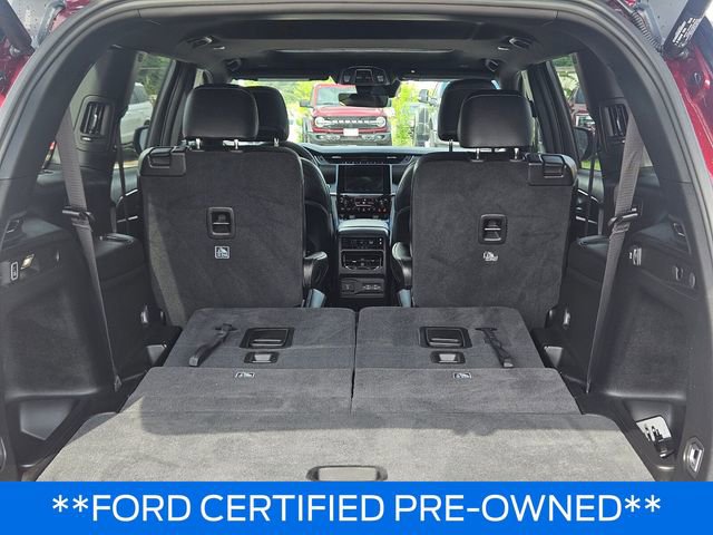 Used 2025 Jeep Grand Cherokee L Altitude RWD image 10