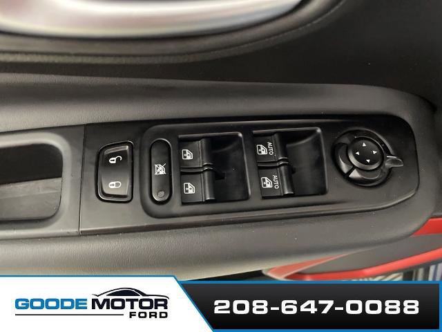 Used 2022 Jeep Renegade Trailhawk AWD/4WD image 10