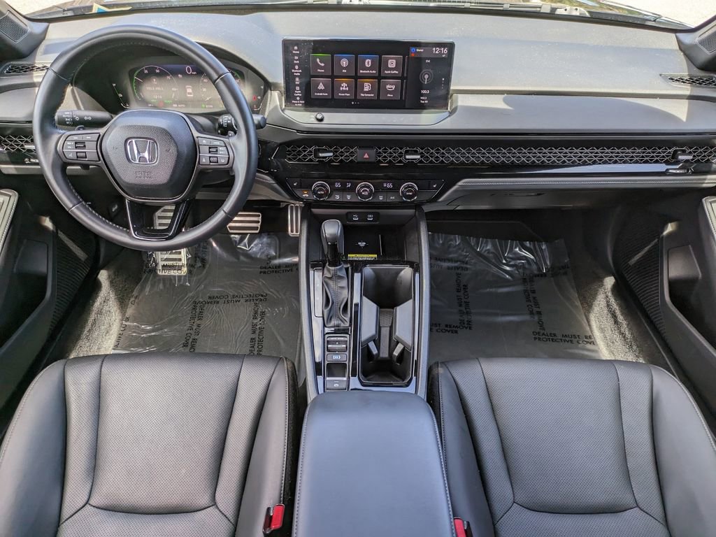 Used 2025 Honda Accord Sport image 15