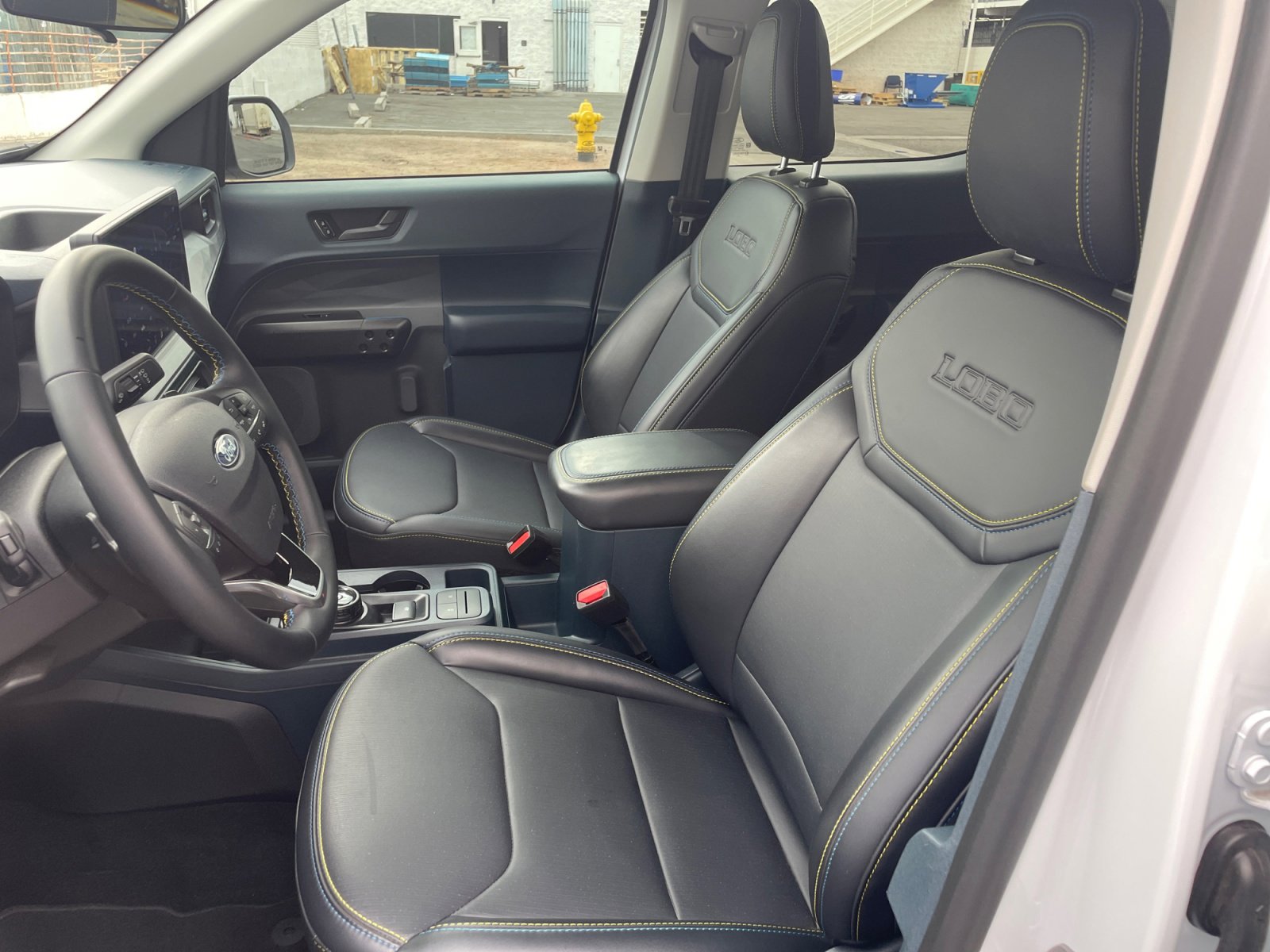 Certified 2025 Ford Maverick Lobo AWD/4WD image 15