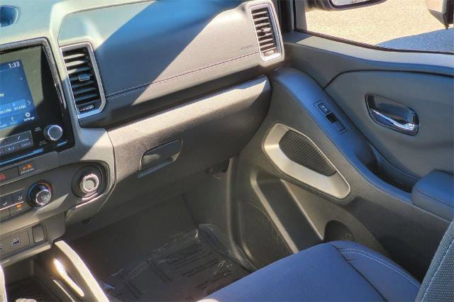Used 2024 Nissan Frontier SV image 26