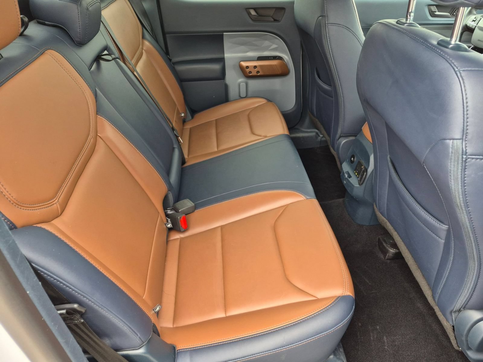 Certified 2023 Ford Maverick Lariat w/ Lariat Luxury Package FWD image 31