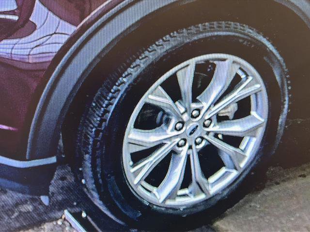 Certified 2023 Ford Explorer XLT w/ Equipment Group 202A image 10