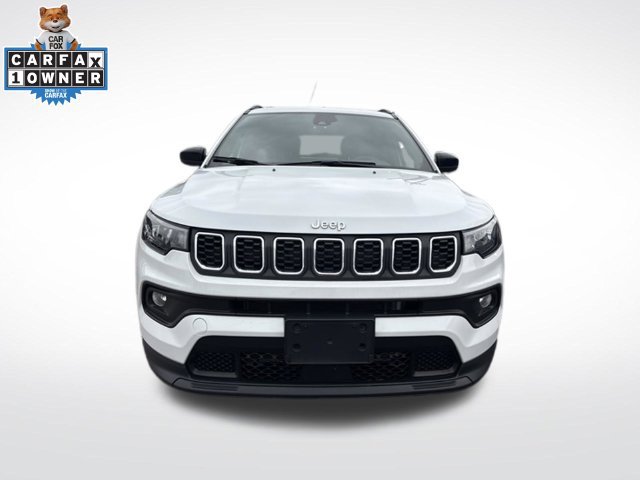 Used 2024 Jeep Compass Latitude AWD/4WD image 11