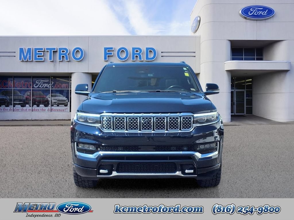 Used 2023 Jeep Grand Wagoneer L Series III w/ Rear Seat Video Group 1 AWD/4WD image 8