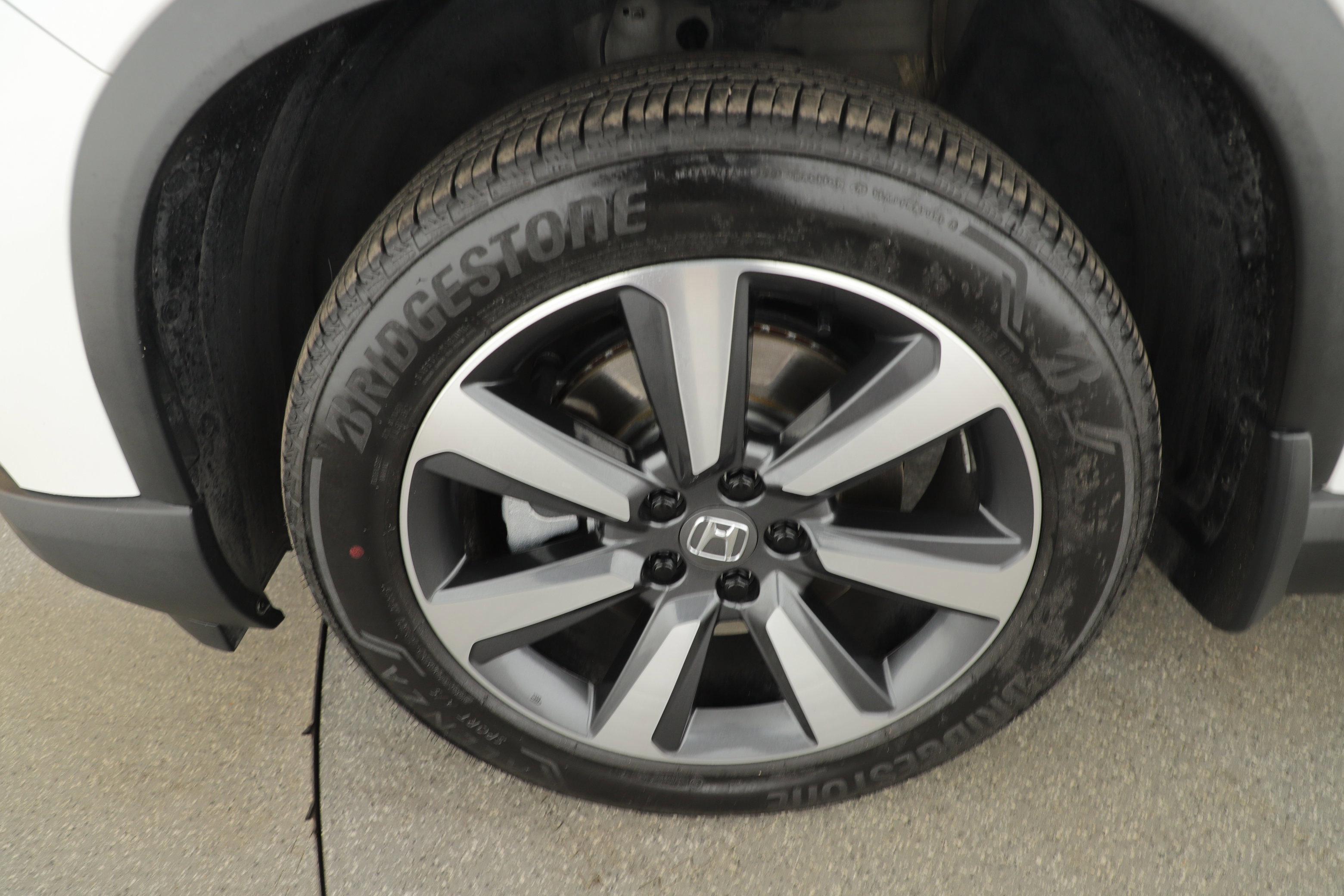 Used 2025 Honda Pilot Touring image 7