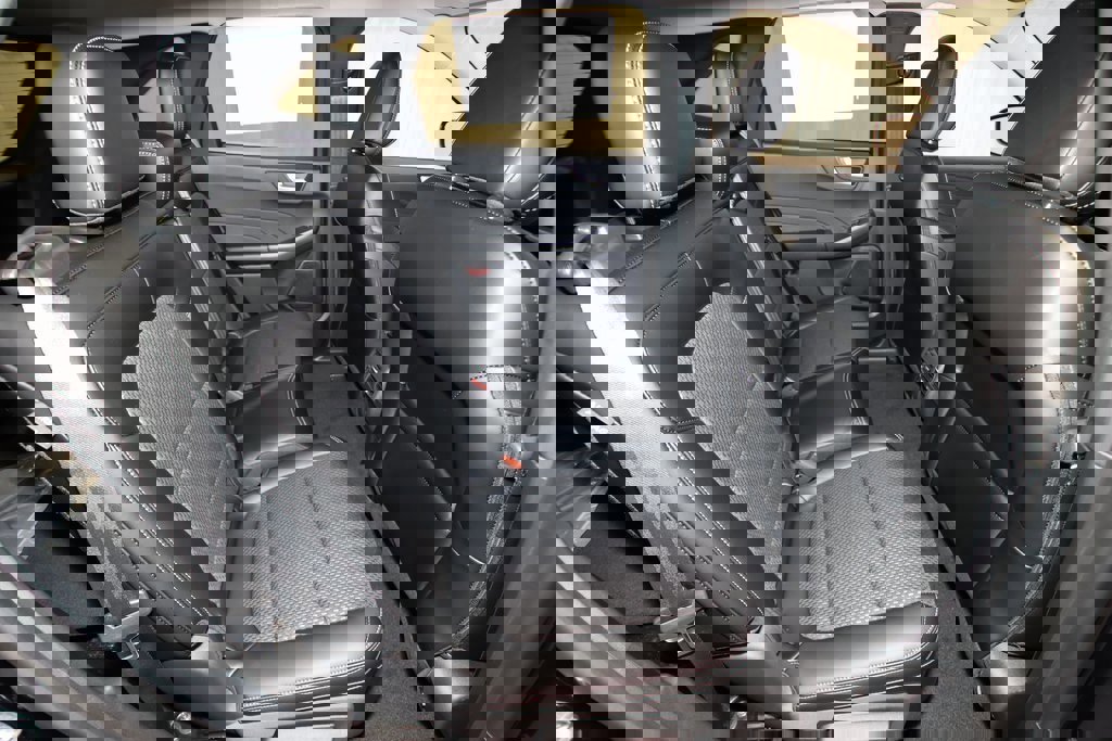 Certified 2024 Ford Escape SE image 55