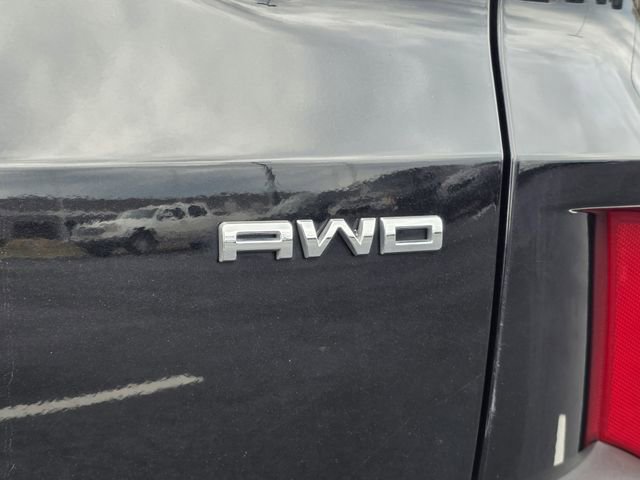 Certified 2025 Ford Escape Platinum AWD/4WD image 33
