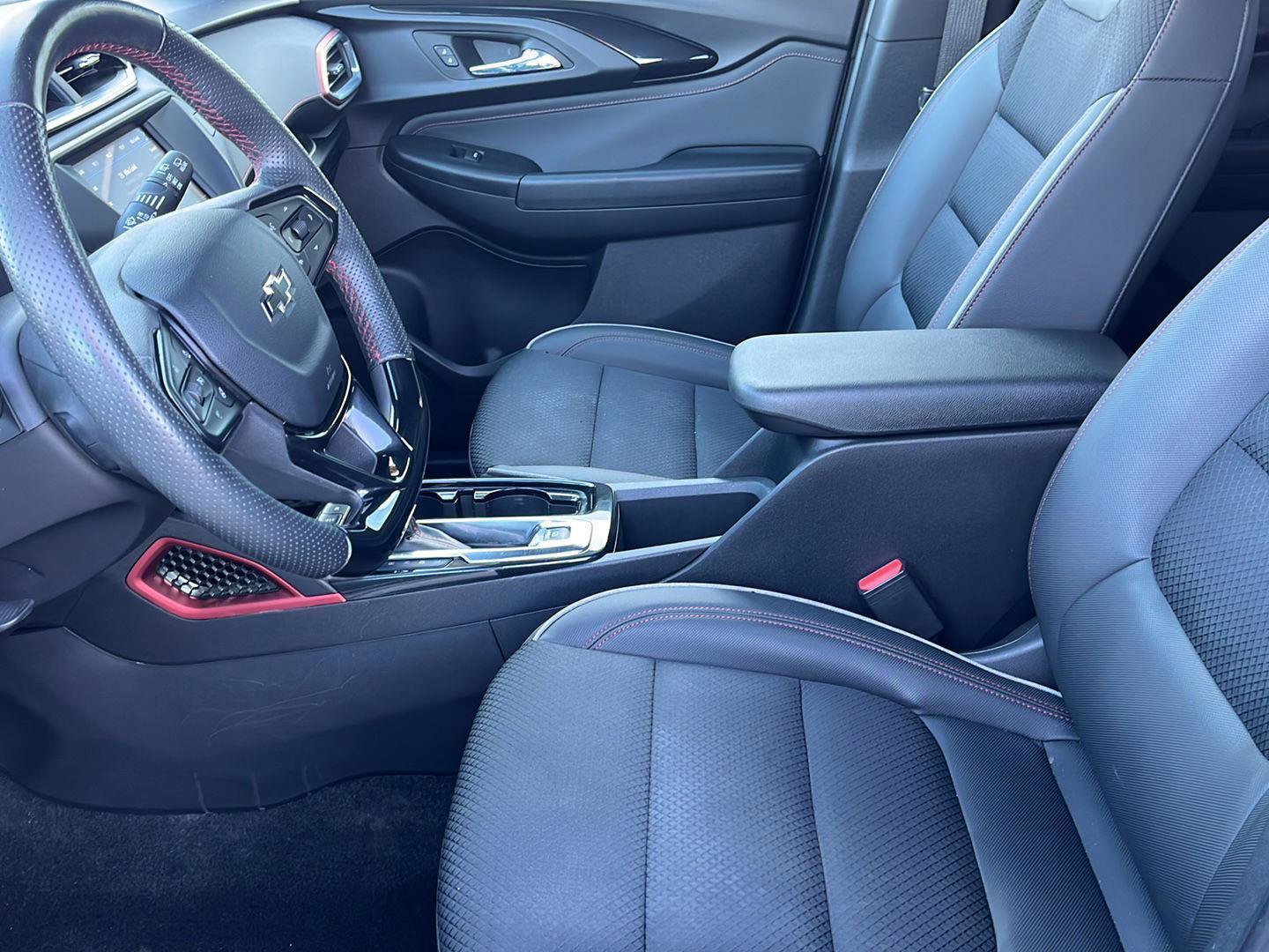 Used 2023 Chevrolet TrailBlazer RS image 11