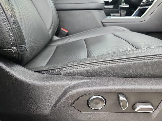 Used 2024 GMC Sierra 1500 Denali AWD/4WD image 33