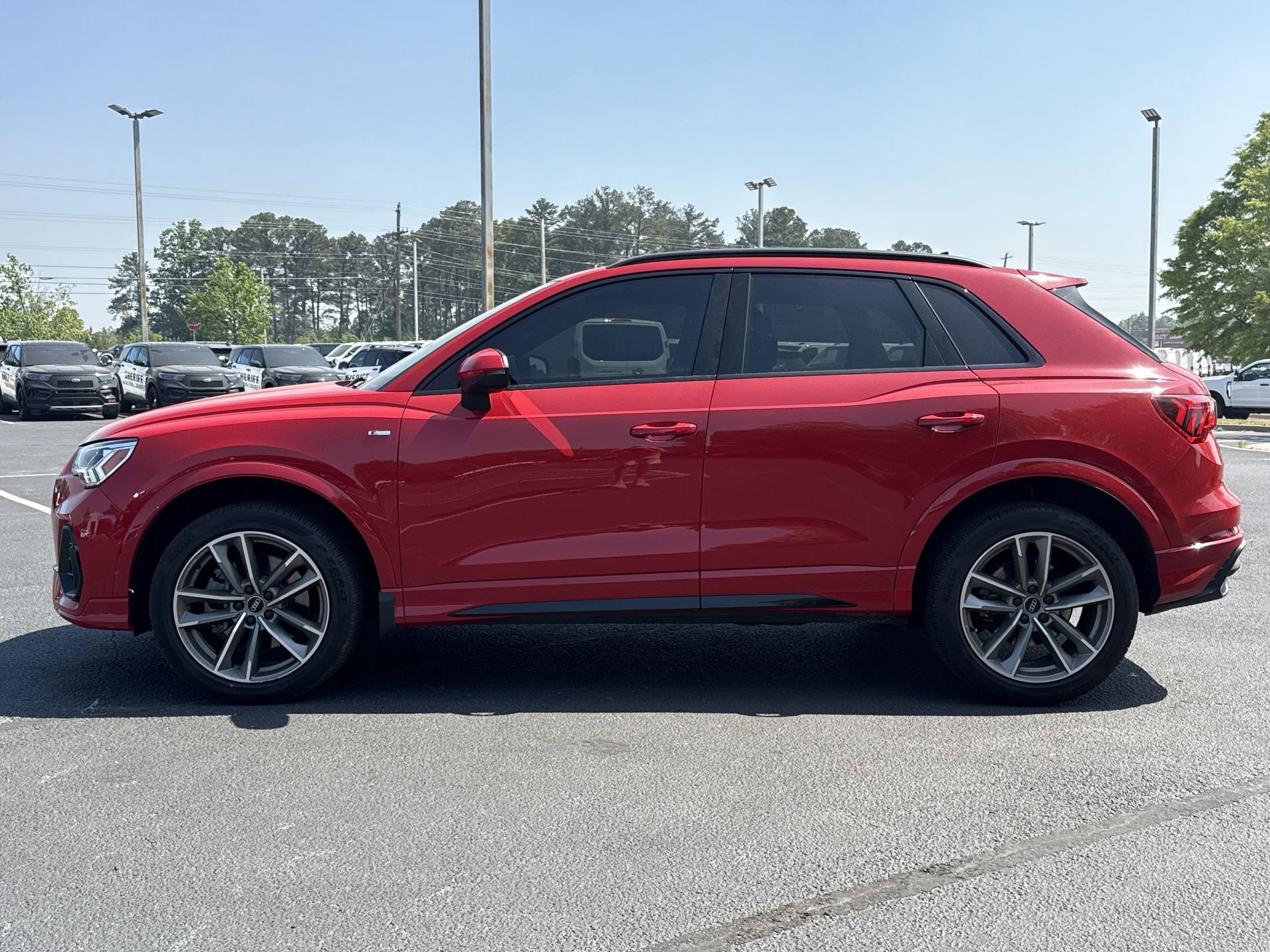 Used 2024 Audi Q3 2.0T Premium Plus w/ Premium Plus Package AWD/4WD image 6