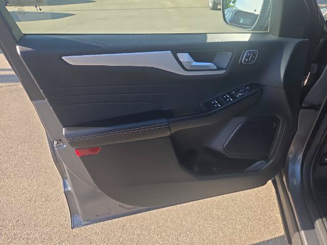 Certified 2024 Ford Escape Platinum AWD/4WD image 16