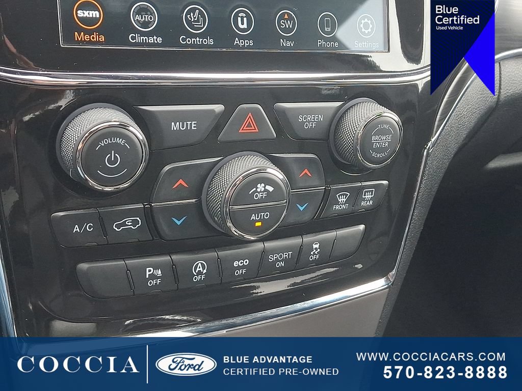Used 2022 Jeep Grand Cherokee Limited AWD/4WD image 16