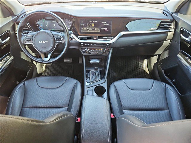 Used 2022 Kia Niro Touring Special Edition FWD image 19