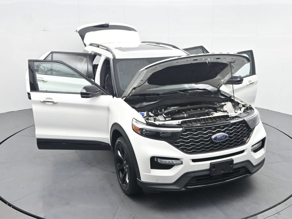 Certified 2023 Ford Explorer ST w/ Equipment Group 401A AWD/4WD image 40