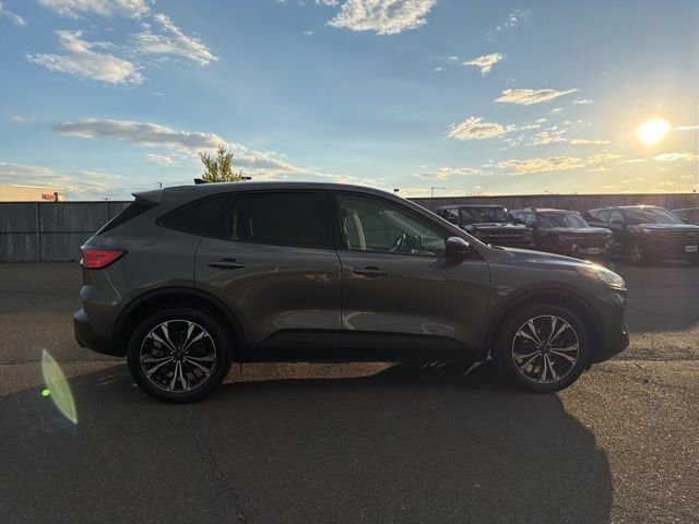 Certified 2022 Ford Escape SE w/ SE Sport Appearance Package image 6