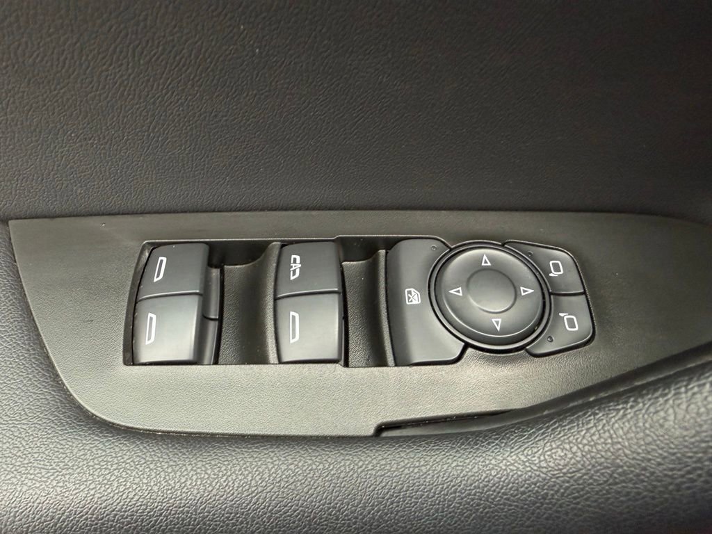 Used 2020 Chevrolet Blazer LT image 20