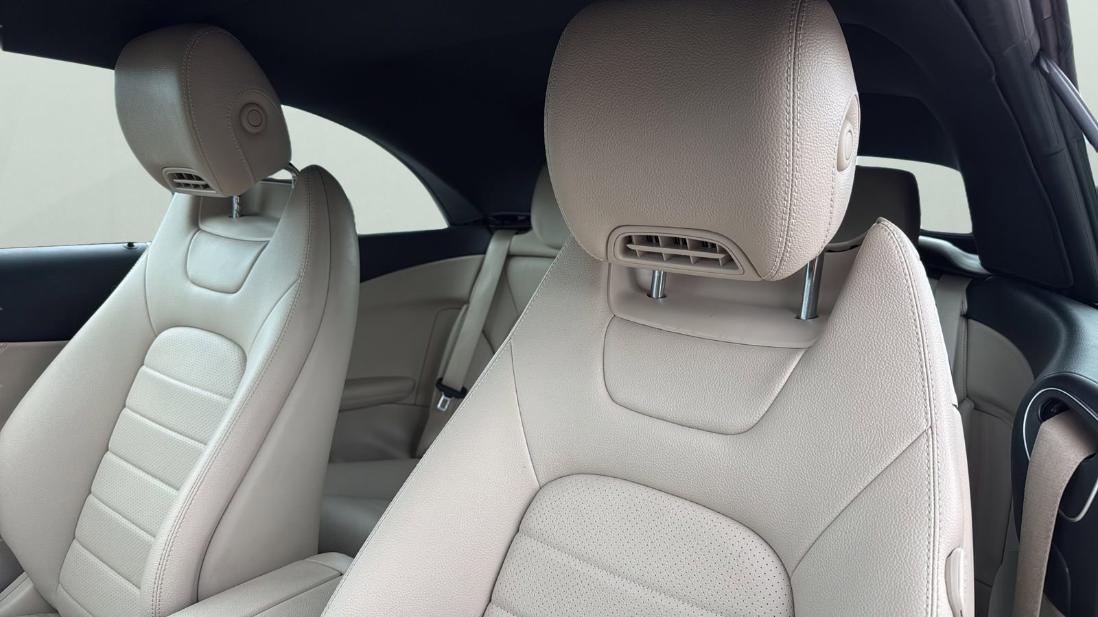 Used 2019 Mercedes-Benz C 300 Cabriolet image 9