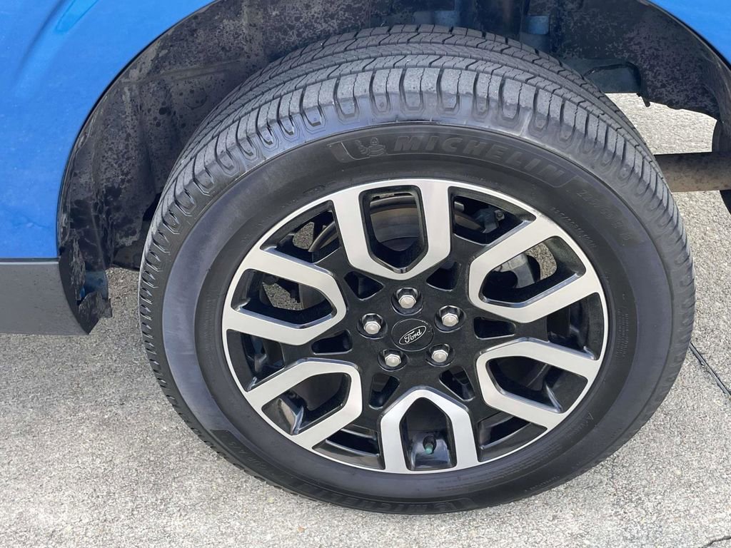 Certified 2022 Ford Maverick Lariat w/ Lariat Luxury Package image 9