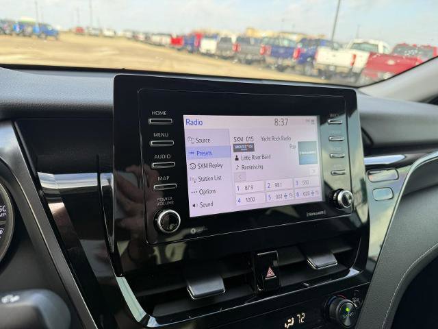 Used 2022 Toyota Camry SE w/ Convenience Package image 18